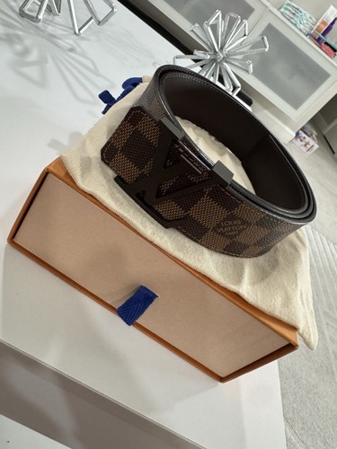 Authentic louis vuitton damier - louis,