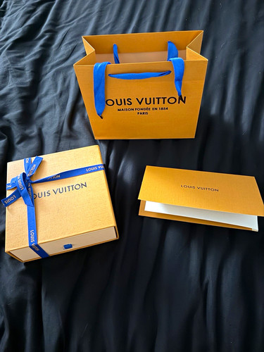 Louis vuitton black - louis,