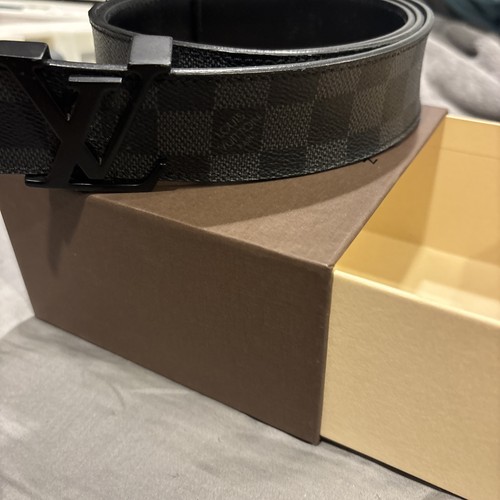 Louis vuitton initiales - louis, lv