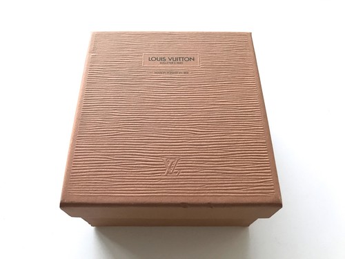 Authentic louis vuitton rare - louis,